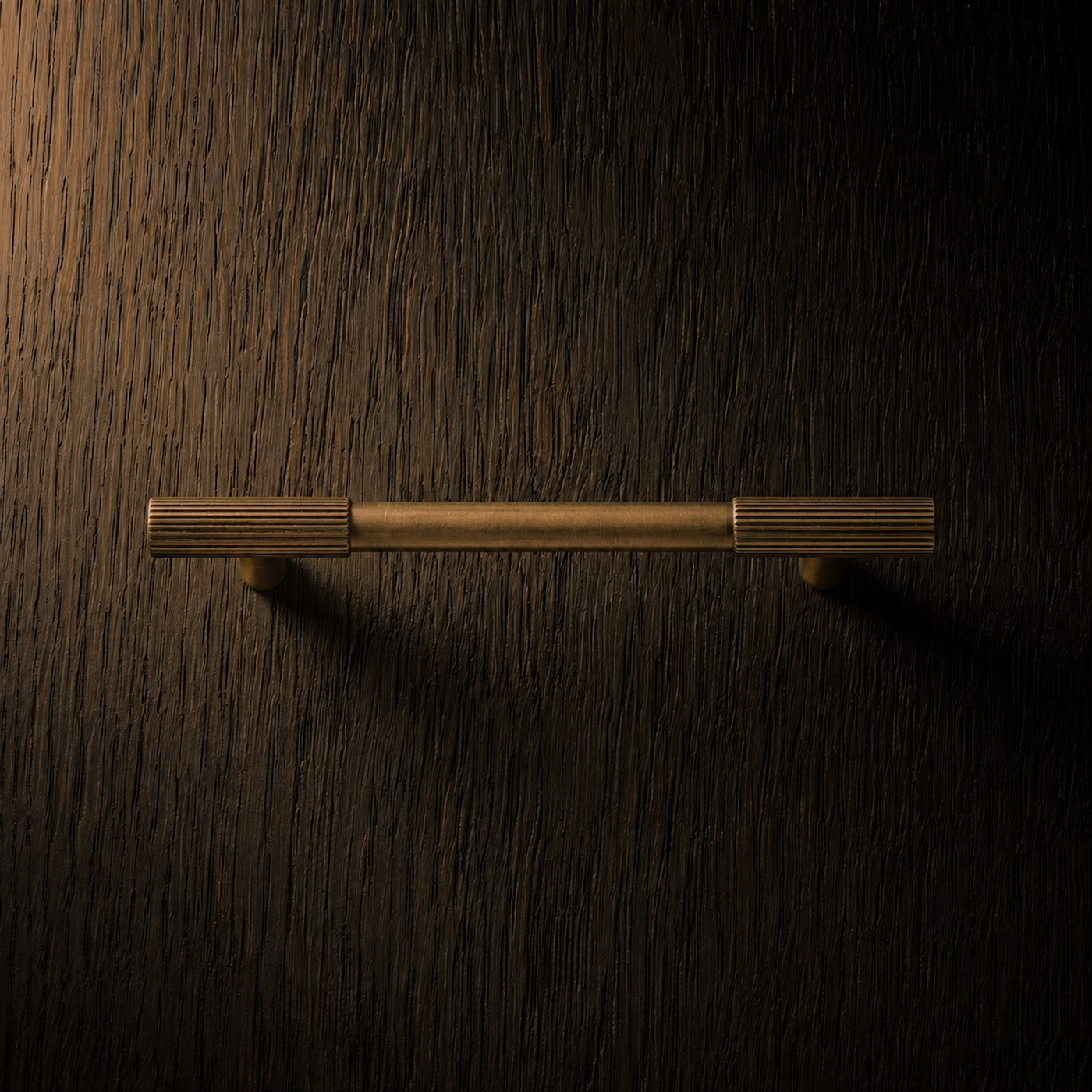 vertical line pull antique brass