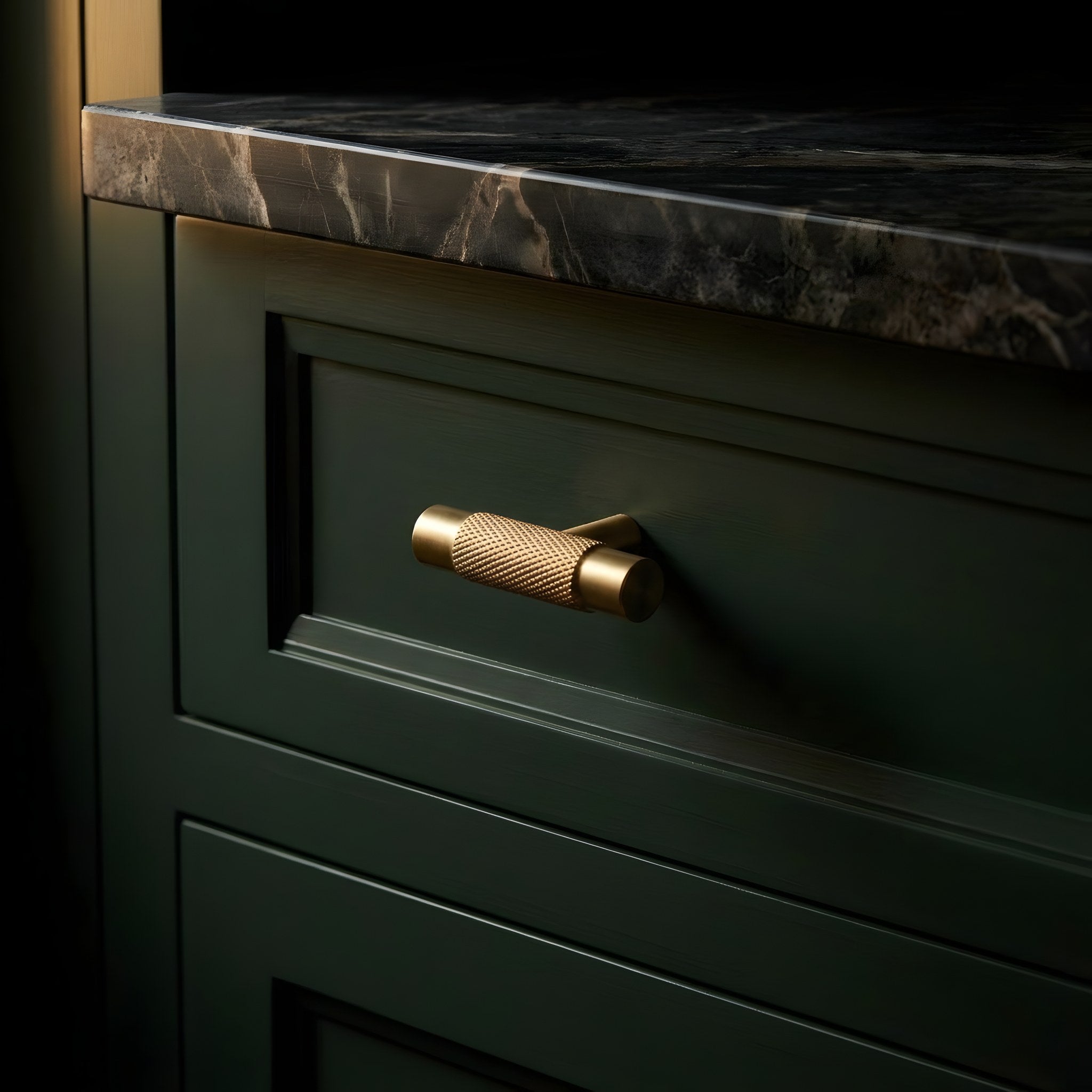 knurled t bar brushed brass kitchen scene